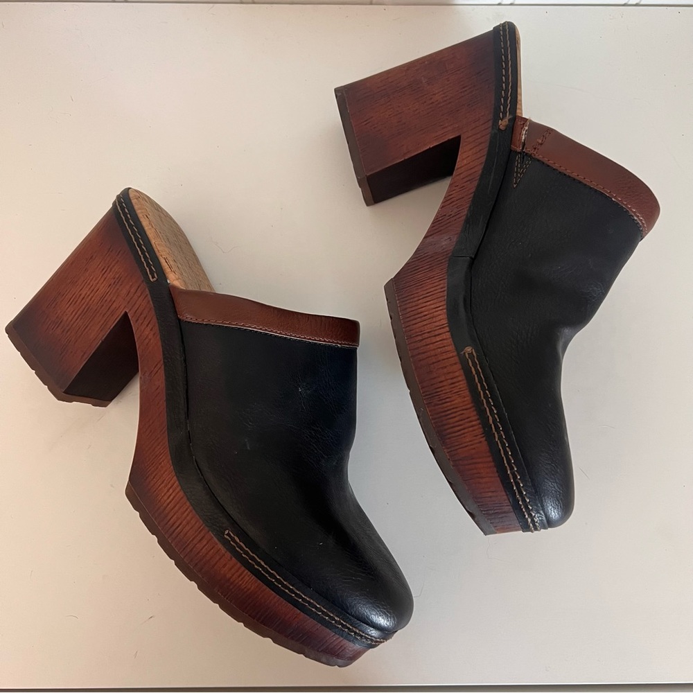 Korkease Clogs